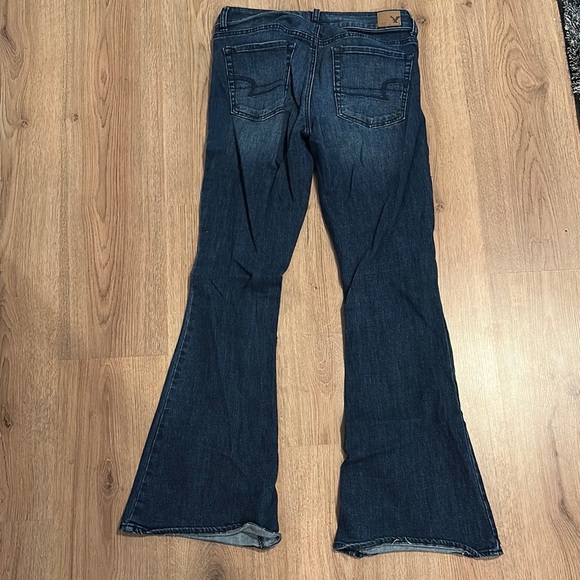 American Eagle Women's Blue Jeans - Picture 2 of 4